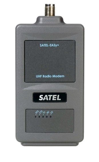 Photograph of a Satel variable frequency radio.
